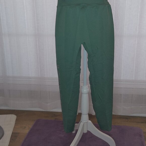 PINK by Victoria Secret Evergreen Leggings Size XL - Picture 2 of 4